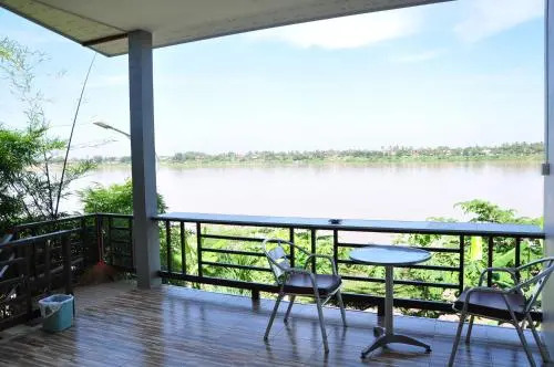 The Rim Riverside Guest House