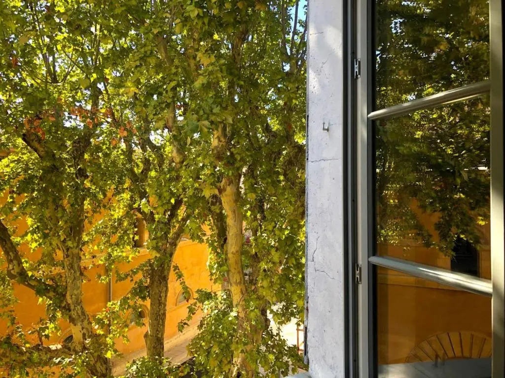 Beau 2 pièces 70 m2 au coeur du centre historique d'Aix en Provence