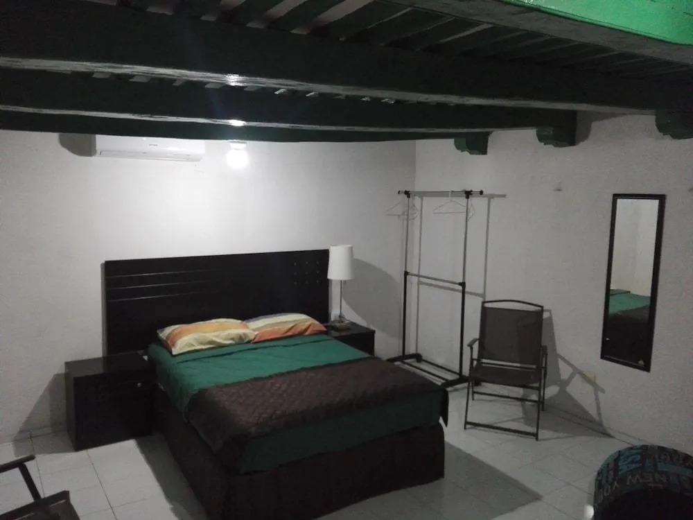 El Mayab Hostel