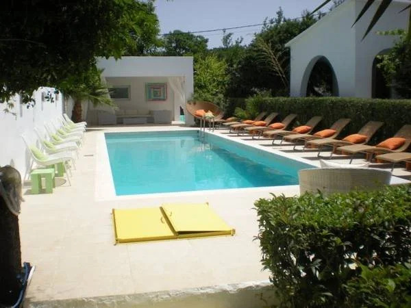 Manolis House
