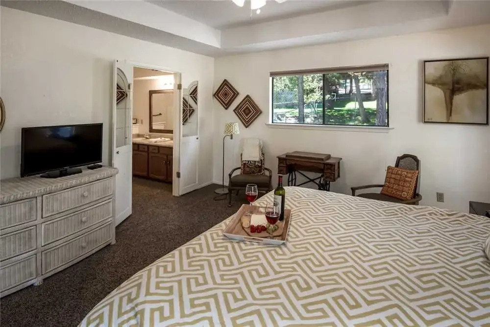 Remember the Alamo - Three Bedroom Cabin