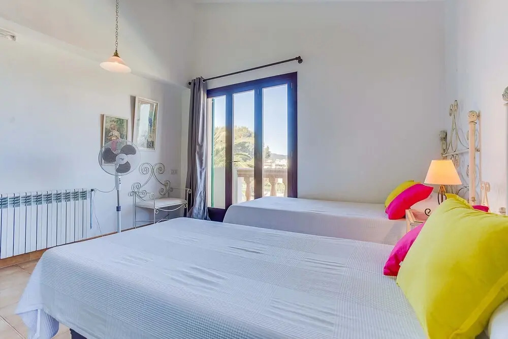Porto Colom, Villa With Pool x 10 People