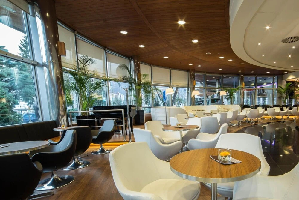 Perla, Resort & Entertainment