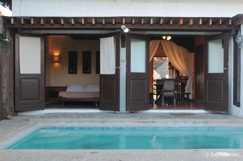 Playa Tropical Resort Hotel