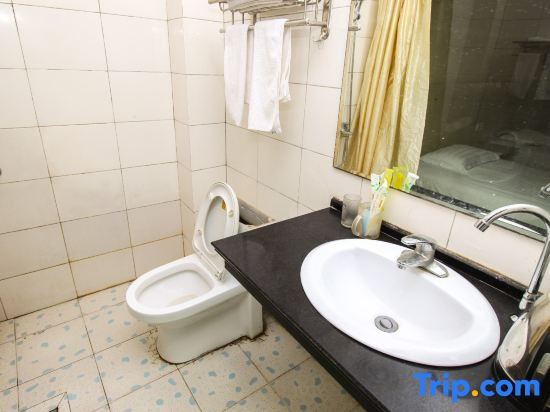 Guangde Jinchuan Business Hotel