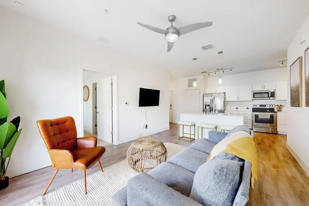 Spacious Apartment w/ All the Comforts of Home