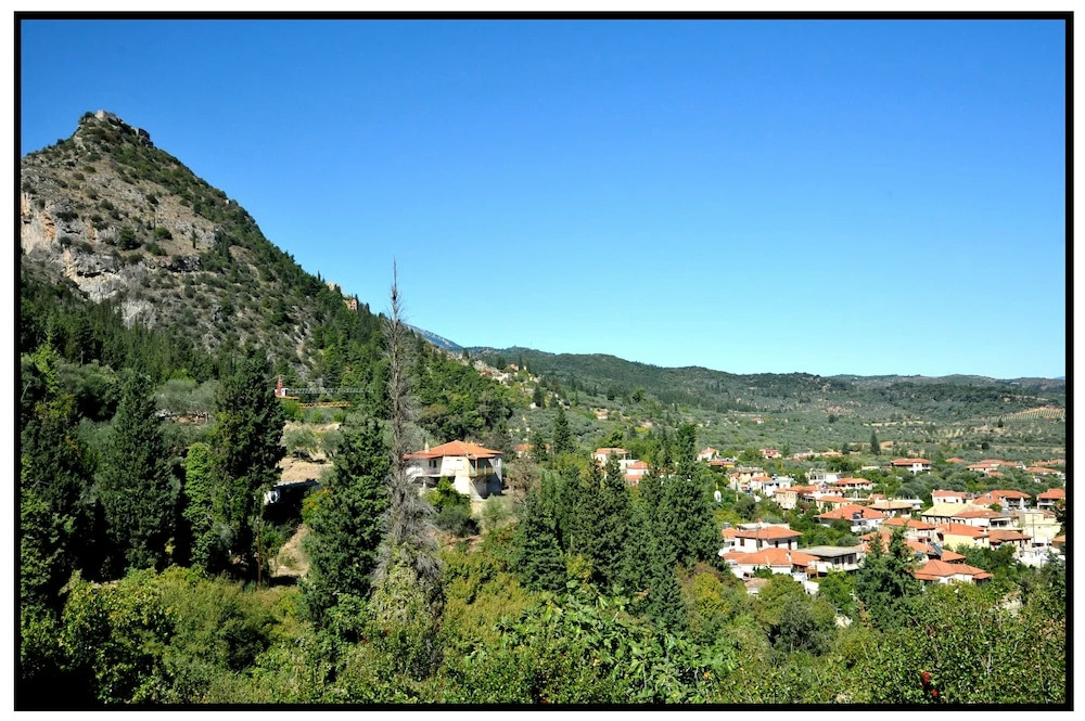 Stone Mansion In Mystras
