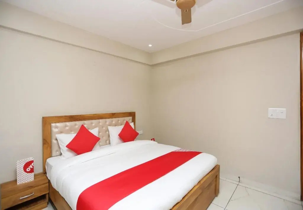 Palm Garden Suites By OYO Rooms
