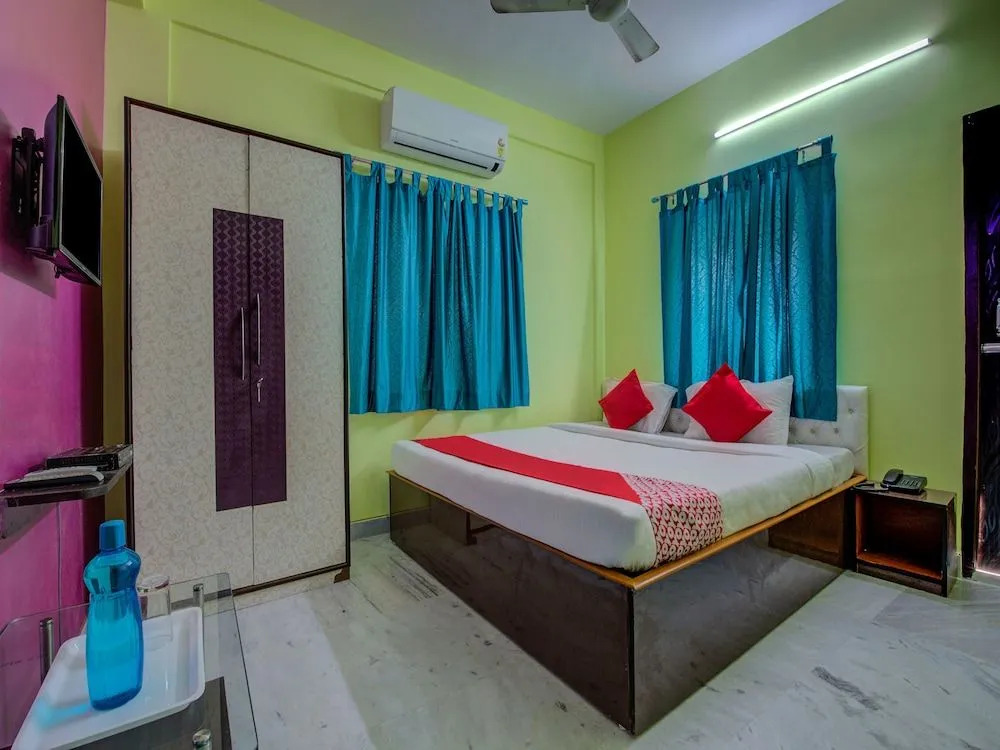 OYO Flagship 13777 VIP Palace