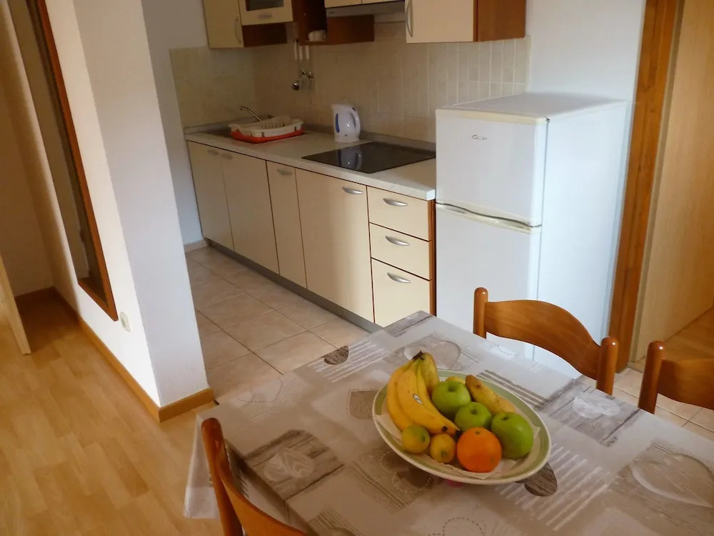 Apartments Pjer