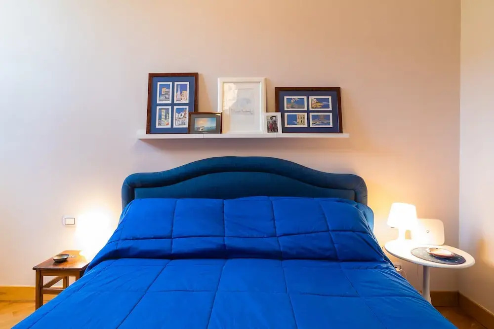 Elegant Flat at Municipio by Napoliapartments