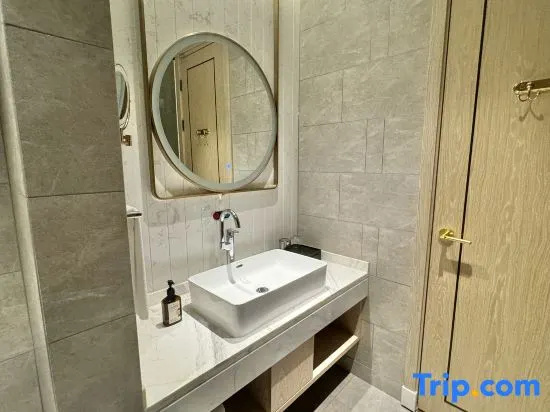 Vienna International Hotel