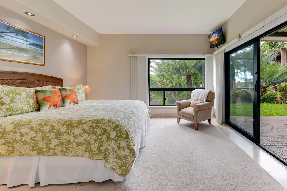 Big Island Royal Sea Cliff 325 1 Bedroom Condo