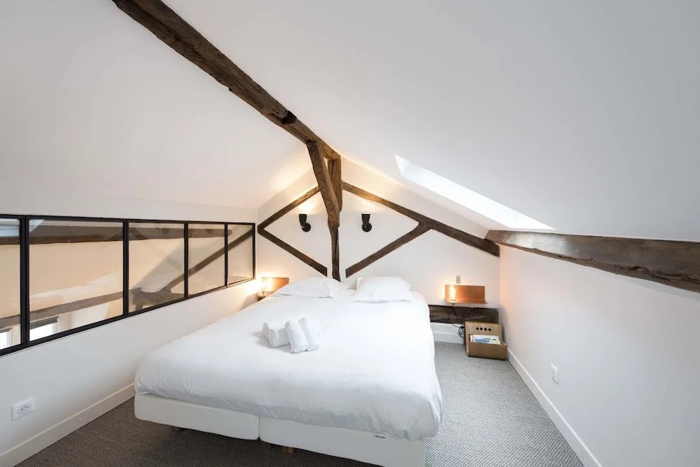 Eiffel Tower Duplex