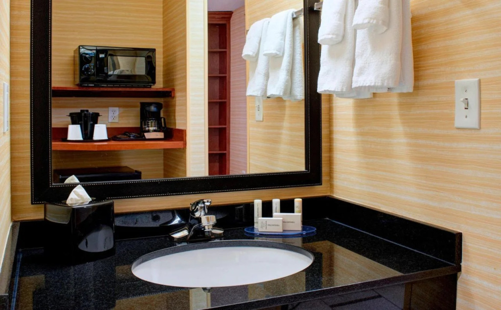 Fairfield Inn & Suites Detroit Farmington Hills