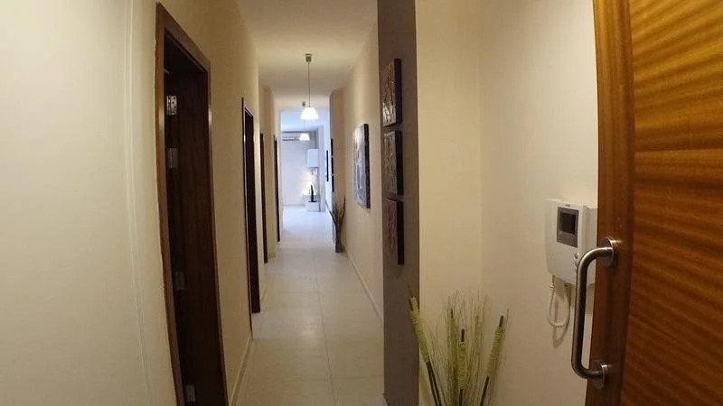 Eri Apartments SW