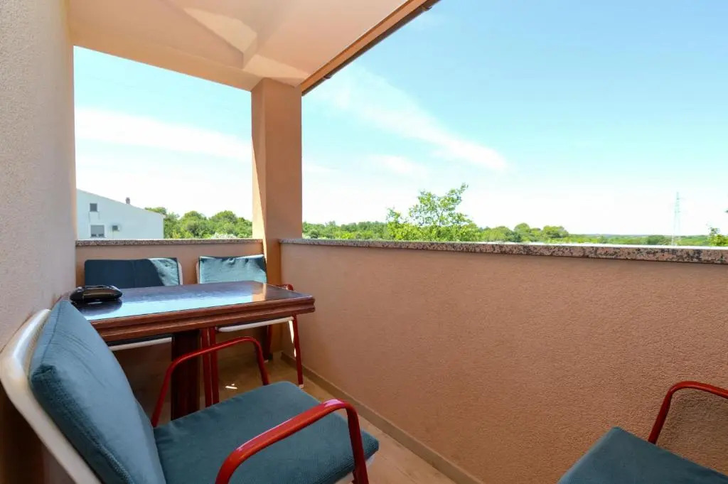Apartment Mit- Mir