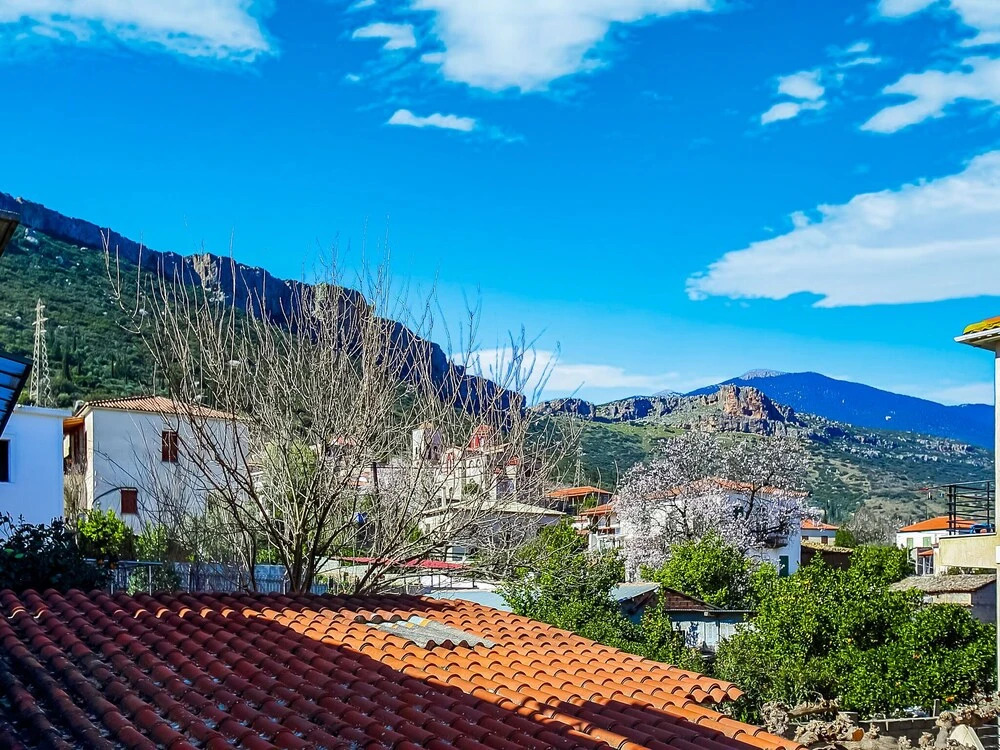 Homely Holiday Home in Sernikaki with Balcony