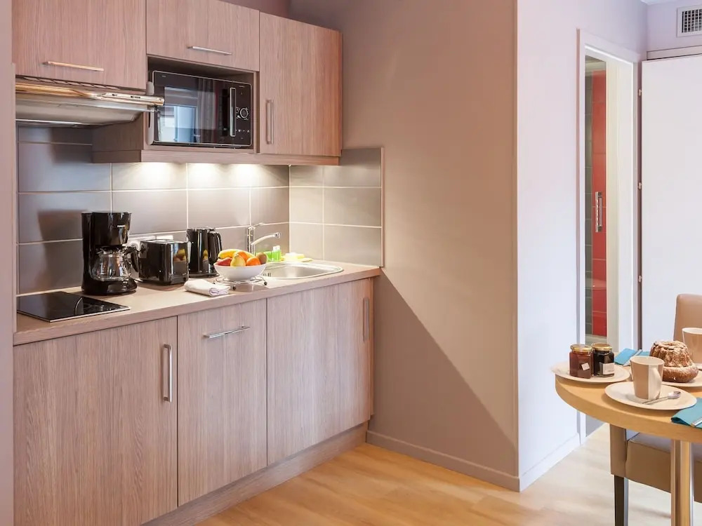 Colmar: Contemporary Apartment, 800 m From the Centre