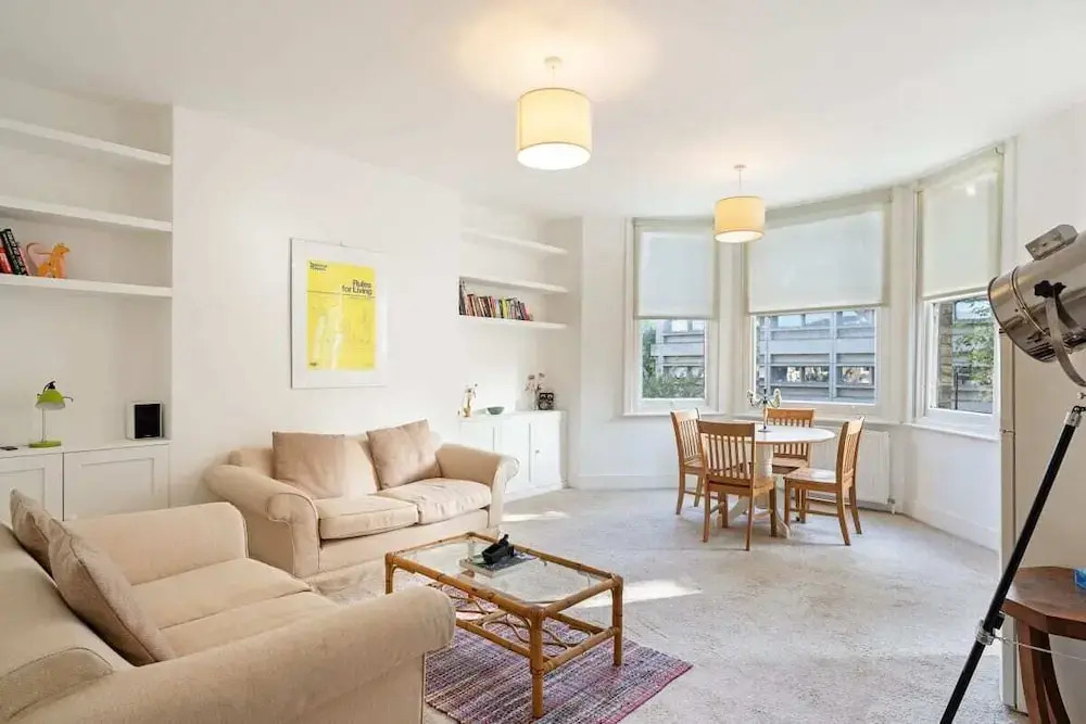 Spacious 2 Bed Apt nr Deptford, 6mins to Train st
