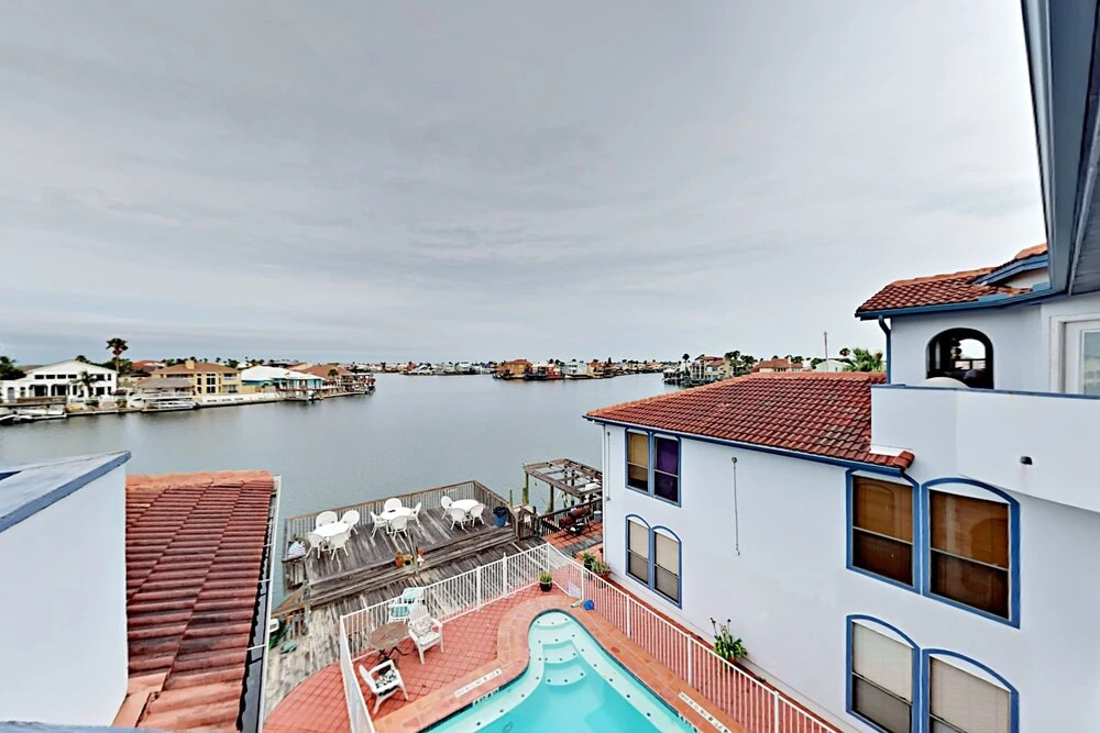 Fortuna Bay #10 2 Bedrooms 1.5 Bathroom Condo