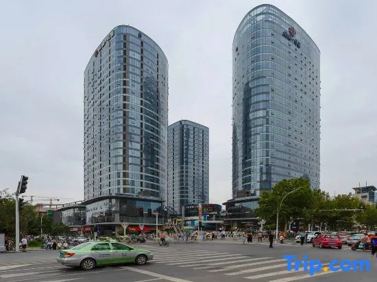 Cloud Building Selection Hotel