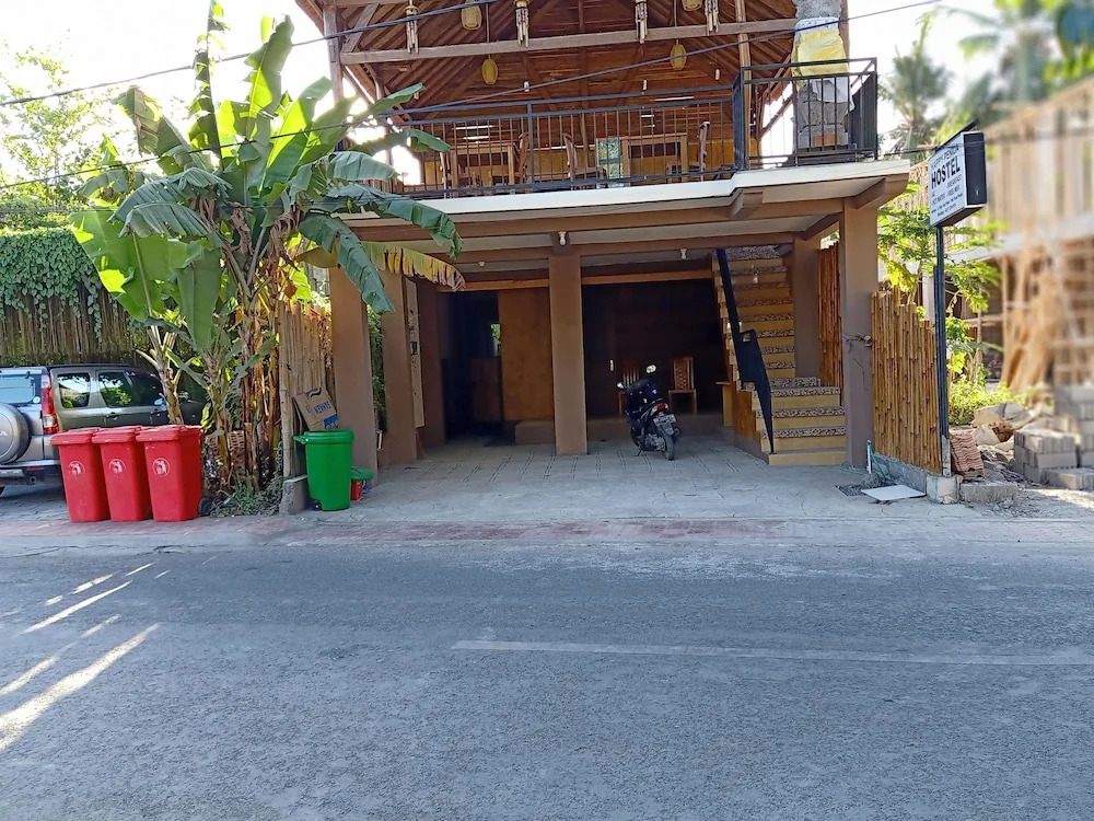 Happy Penida Hostel