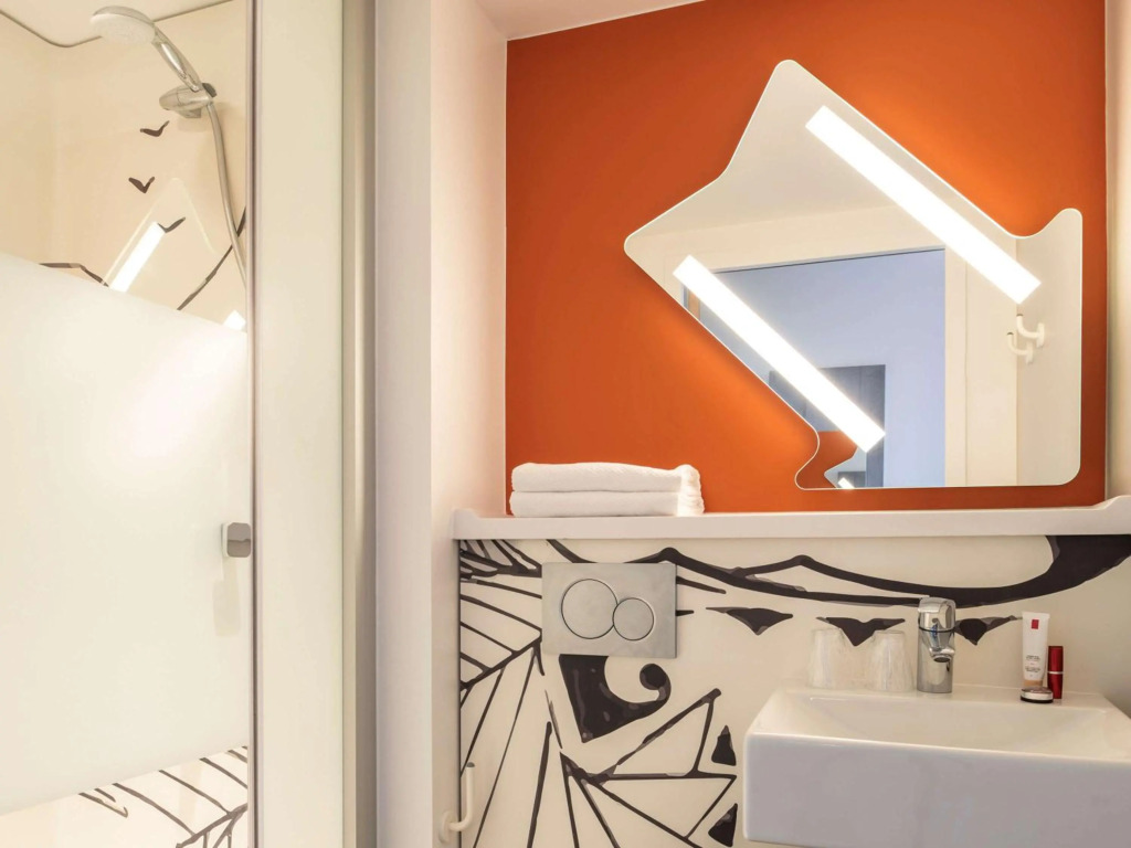 ibis budget Beauvais Aeroport