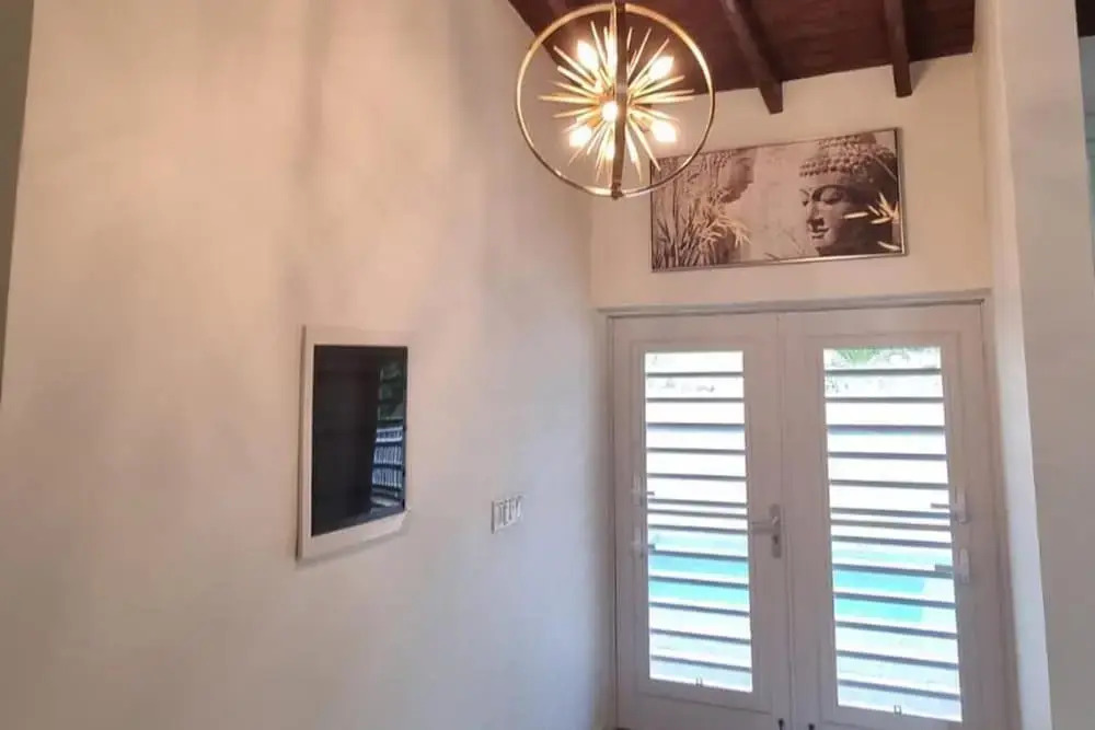Condo With Pool - Sleeps 8 & bbq Facilities