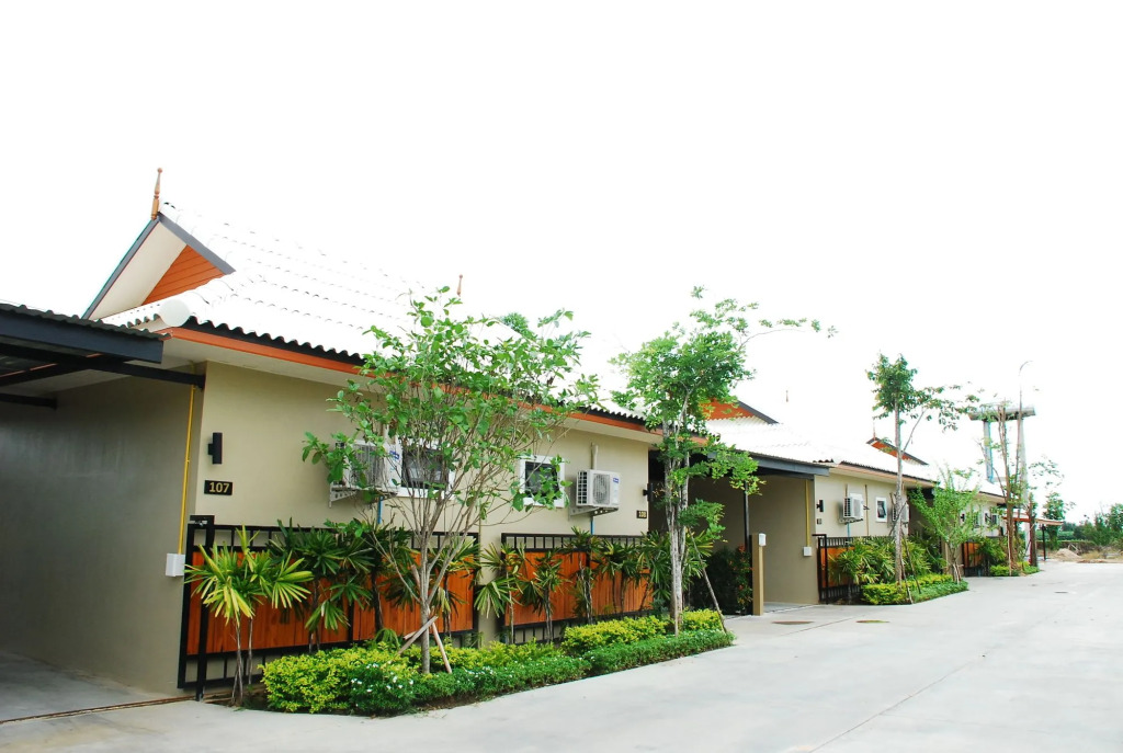 Tontan Resort Cha-Am
