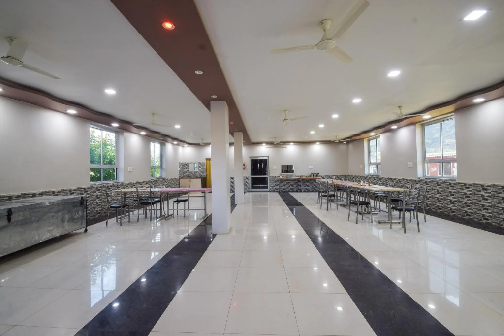 OYO 16709 Green Valley Resort