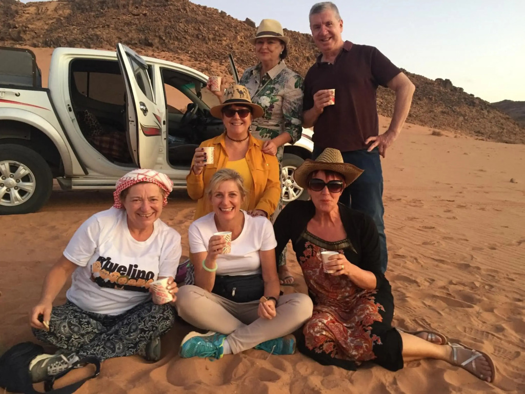 WADI RUM-Bedouin Tents and Jeep Tours