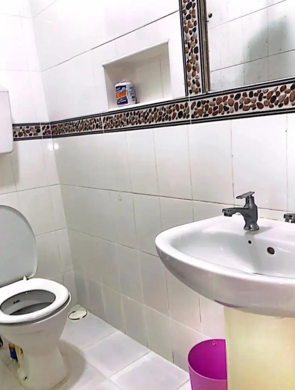 9 Dollar Hotel Zanzibar