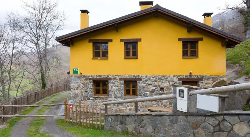 Llananzanes Rural