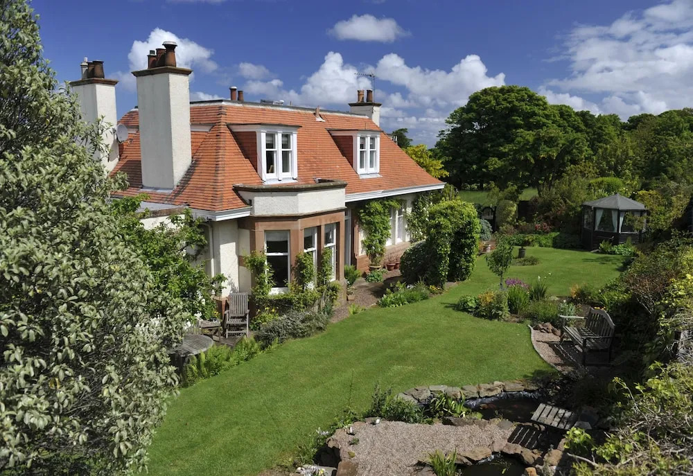 Glengair Bed And Breakfast
