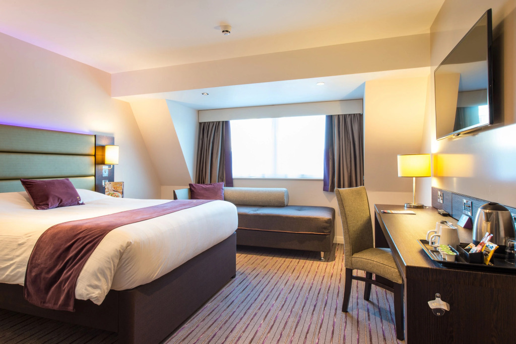Premier Inn Worthing Seafront Hotel