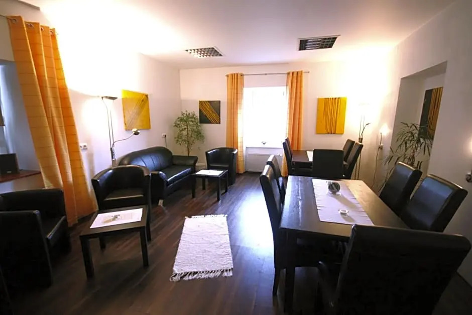 Gösser BACHGASSLHOF -- Bed and Breakfast -- Apartments