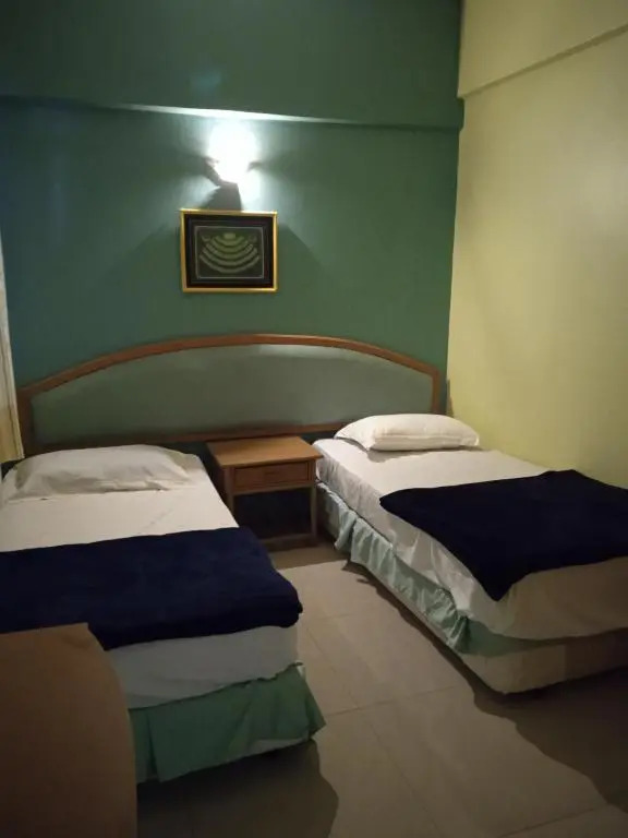Santai Inn aprt 3 bilik Moslim Blok D w WiFi & Astro at Glory Beach Resort