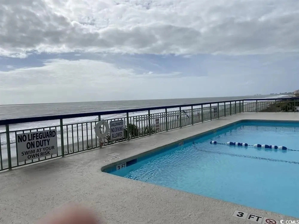 Oceans 607 2 Bedroom Condo