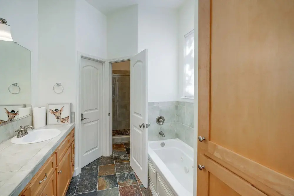 Serene Pine Mountain Club Home w/ Pool Access!