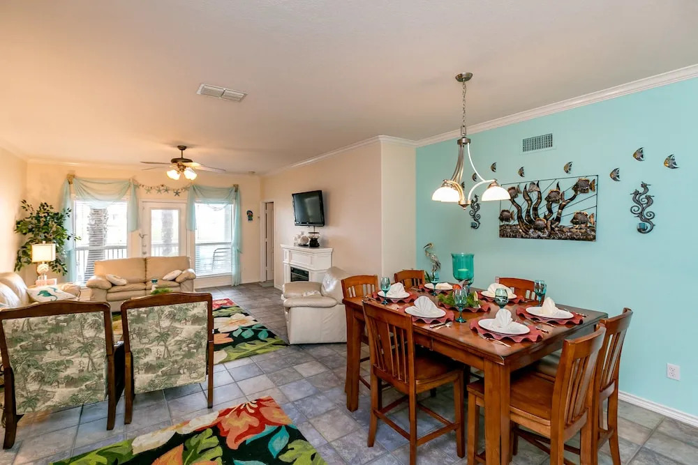 N Padre Island Condo by RedAwning