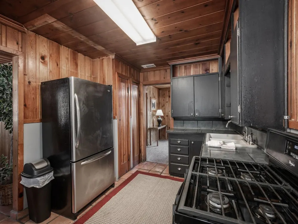 413apvillage23avncb - Alpine Cabin
