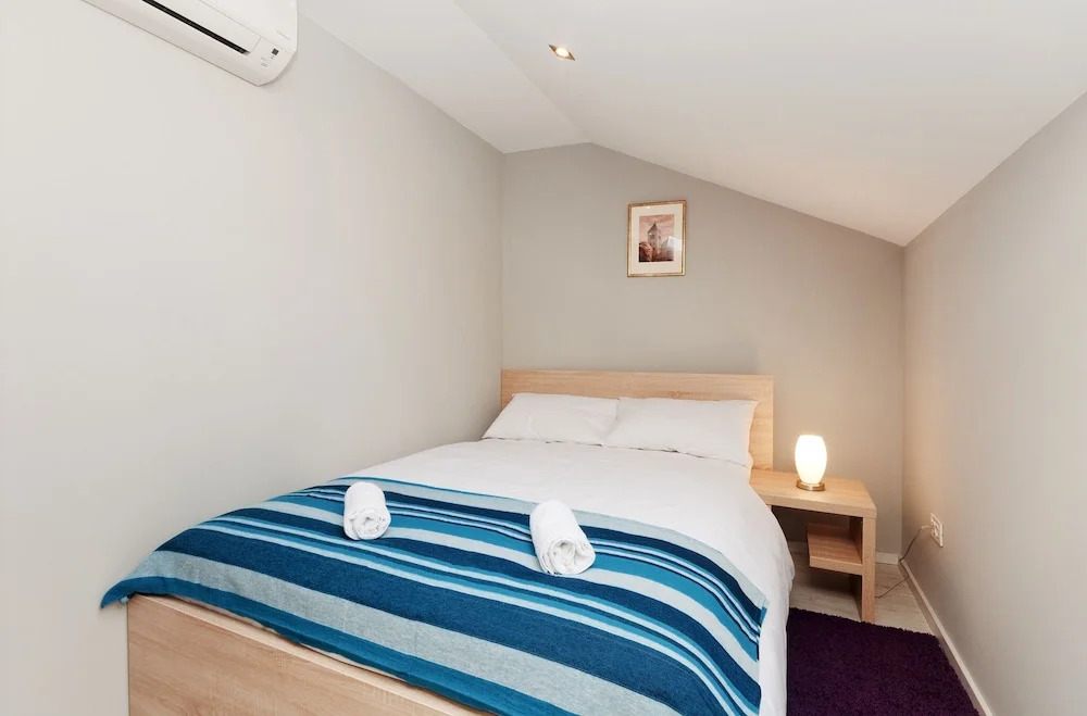 Ravelin Apartments