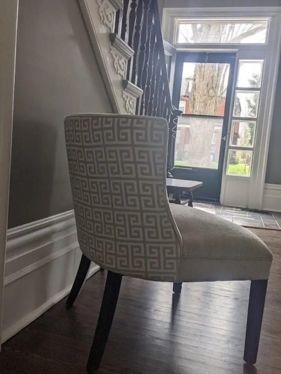 Stratford Suites - 66 Daly Ave