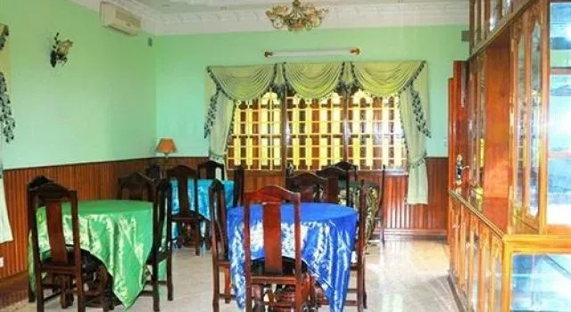 Queen Na Guest House