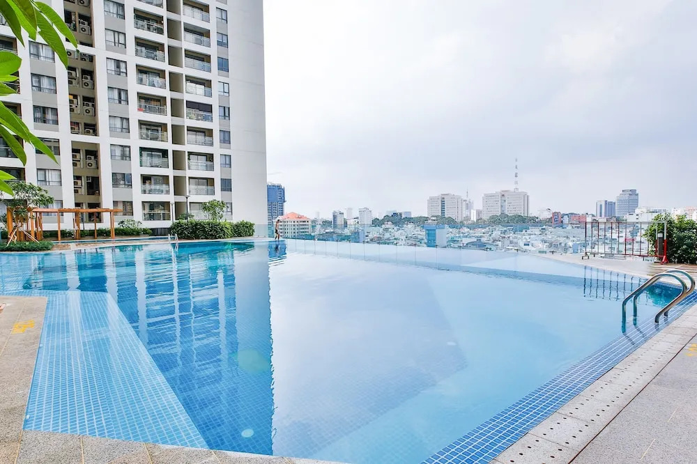 Gold View Apartment Floor 18