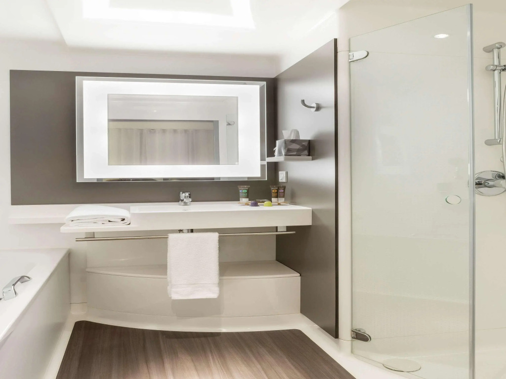 B&B HOTEL Paris Grand Roissy CDG Aéroport 4 étoiles