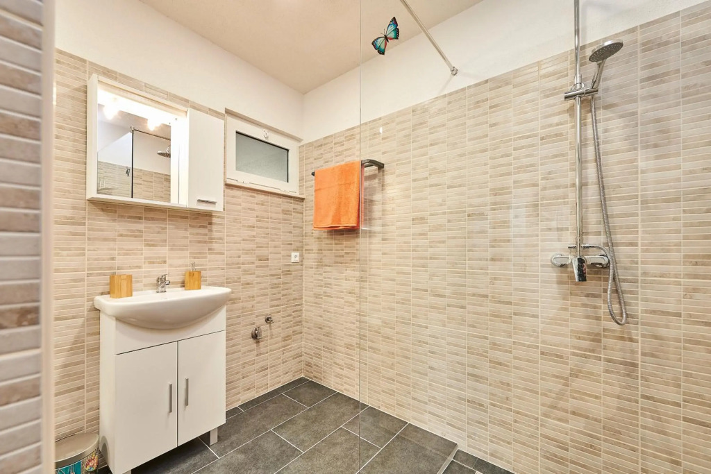 Studio apartment Bašćan