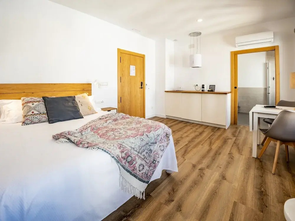 City Comfort Modern Aparthotel