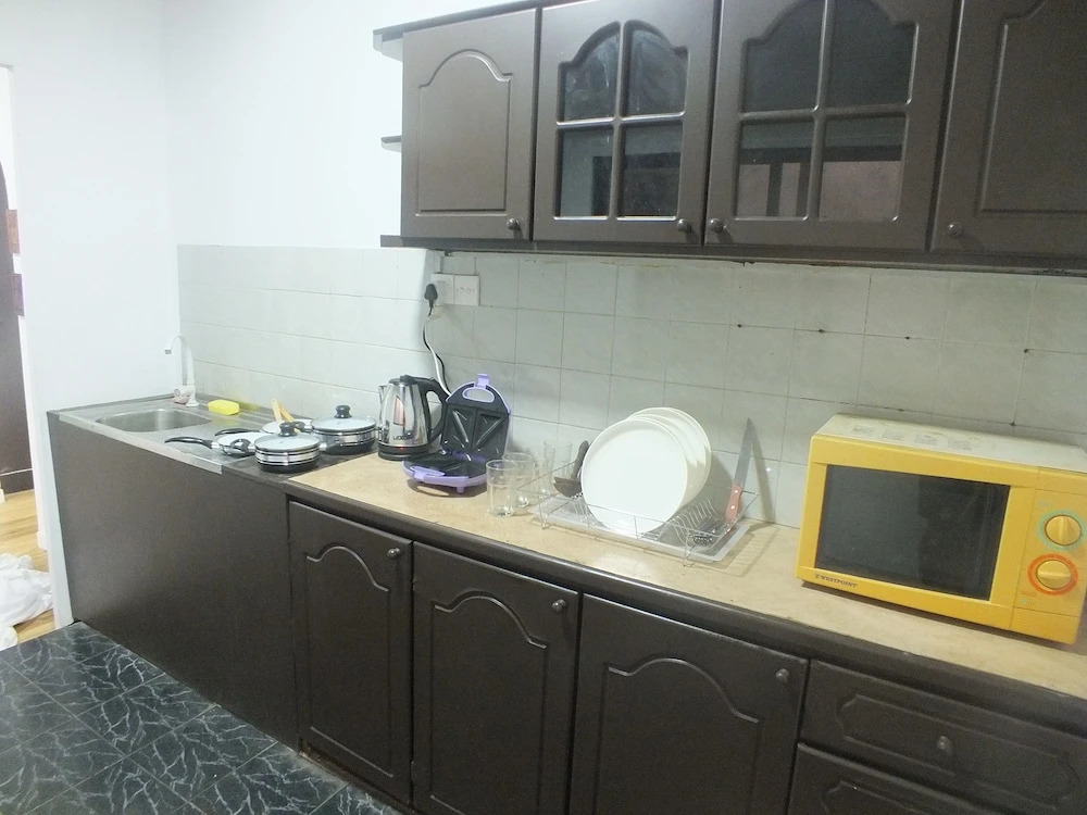 Drop Inn Hostels